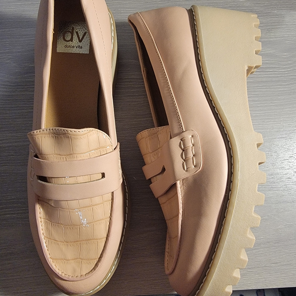 Dolce Vita Women's Pink Loafers Size 10. No Box